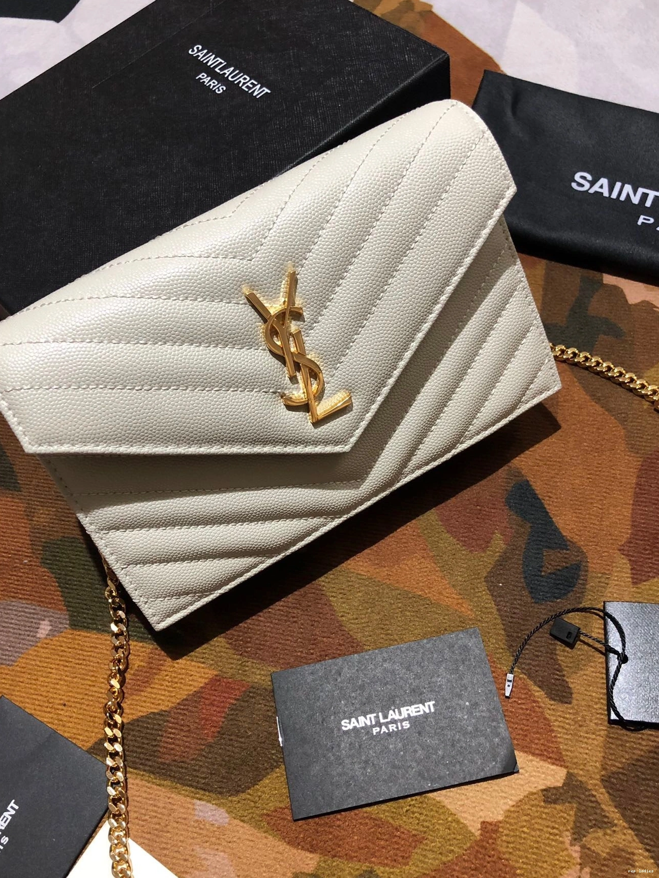 Rep ladies REP WALLET MATELASSÉ YSL CHAIN CASSANDRE 0713